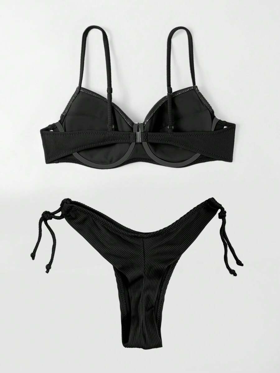 Biquíni Liso de Tecido Canelado - Maviele