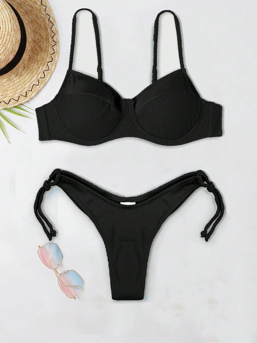 Biquíni Liso de Tecido Canelado - Maviele