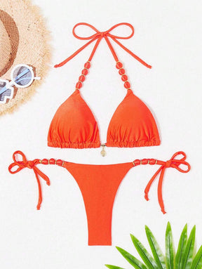 Biquíni Amarrável Com Pingente de Concha e Detalhes Dourados