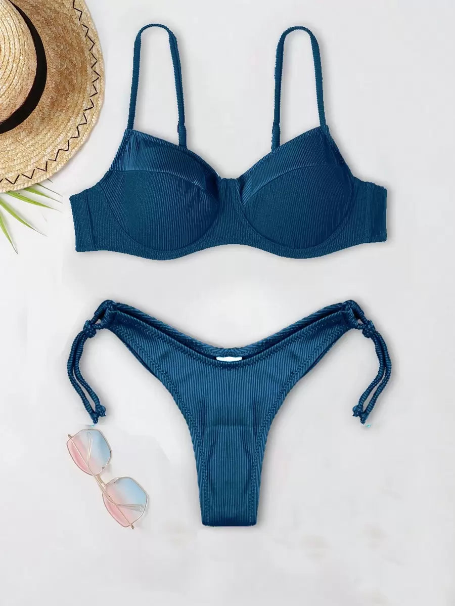 Biquíni Liso de Tecido Canelado - Maviele