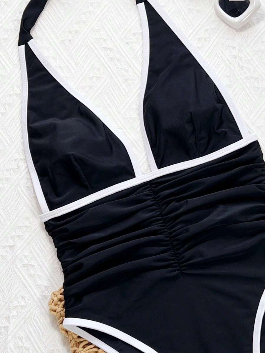 Maiô com Decote em V Profund -  Maviele