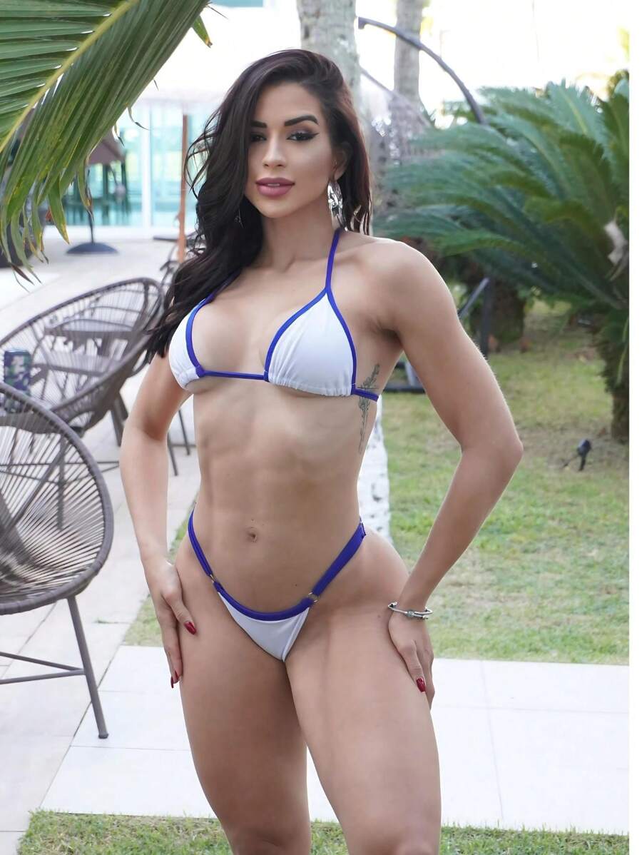 Biquíni de Fita Para Bronze Sexy com Alça Fina Ajustável e Fio Dental Marquinha